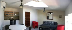 Appartements GitesLuberon 4 : photos des chambres