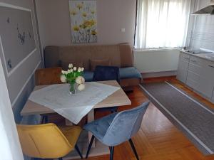 Apartments & Rooms 4 rijeke