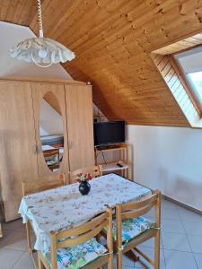 Apartment Keszthely 10