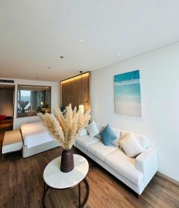 Incense Burner Homstay