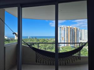 Apartamento amplio con vista al mar en sector Bello Horizonte