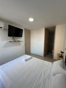 Cozy 2 bedroom on 12 floor close to clinica porto azul