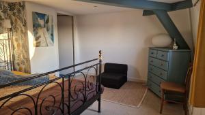 Appartements F3 original Maison bourgeoise Port Boinot : photos des chambres