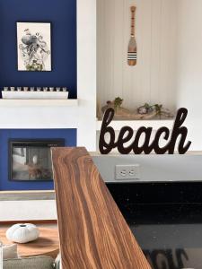 Beach Getaway Ocean View, Epic Sunsets, Walk Beach