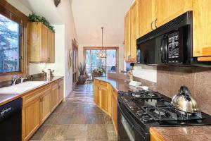 Terraces 602 by Exceptional Stays