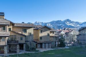 The Lodge at Belvedere by Exceptional Stays