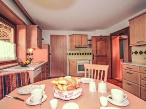 Apartment Manuel by Interhome