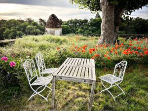 B&B / Chambres d'hotes Maison Beurdelaine : photos des chambres