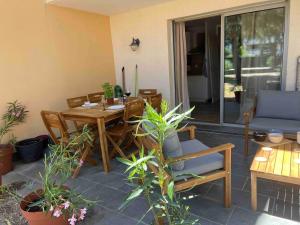 Appartements Appartement a Canet 4 couchages avec parking et piscine : photos des chambres