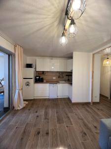 Appartements Appartement a Canet 4 couchages avec parking et piscine : photos des chambres