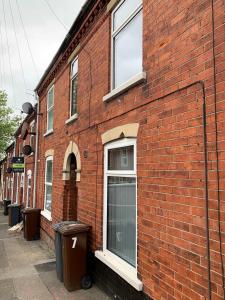 Spacious 4 Bedroom Home in Central Milton Keynes