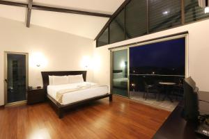 Luxury SKY PENTHOUSES 3-6BR Condo-Hotel at Oceano Jaco