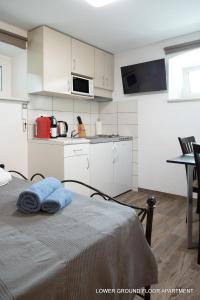 Center of Portorož basement apartment 