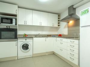 Apartment Clara-8 by Interhome