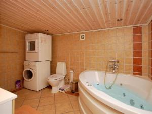 Holiday Home Aku - 700m from the sea by Interhome