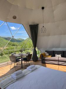 Tranquil Dome - Mantas Retreat Glamping Cornereva