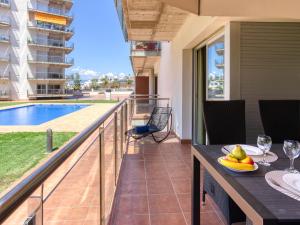 Apartment Gregal by Interhome - 3hvězdičkové hotely ve městě Roses