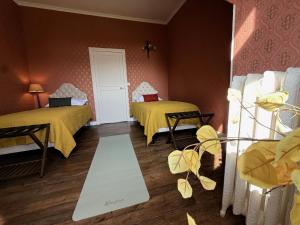 B&B / Chambres d'hotes Coin de Paix - Chateau de Launay : photos des chambres