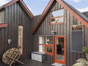 Holiday Home Valentin - from the sea by Interhome