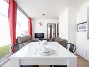 Holiday Home New dahlia park 6 by Interhome