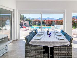 Maisons de vacances Holiday Home Villa Mehdaeve by Interhome : photos des chambres