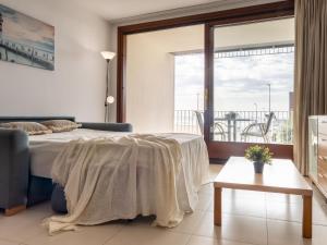 Apartment Voramar-2 by Interhome