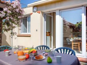 Maisons de vacances Holiday Home La Mouette Rieuse by Interhome : photos des chambres