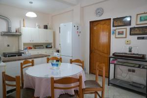 Nick Cougar Apartmnet