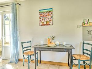 Maisons de vacances Holiday Home Les Chataigners by Interhome : photos des chambres