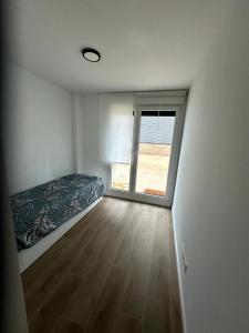 Apartamento con Terraza y Parking, para temporada, minimo un mes