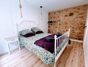 Ty Ker iliz - petits commerces et plage accessibles à pied!