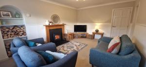 North Coast Property - Avoch Beach House - Luxury house with sea views
