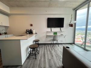 Modern Comfort with Stunning Views in San José