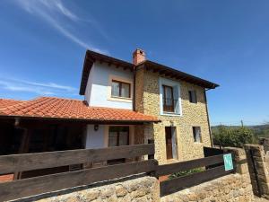 Casa La Escuelina en Villanueva VV-2999-AS