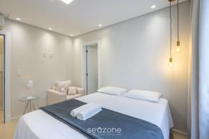 Aptos Modernos e Exclusivos em Meia Praia, a 450m do Mar - EST