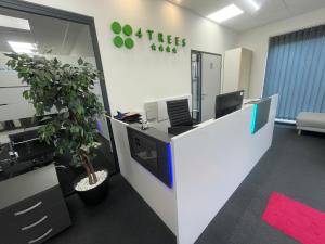 4TREES Airport Apartments and Rooms