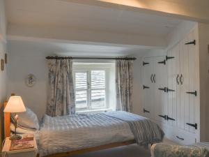 Horseshoe Cottage