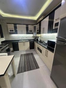 شقه مفروشه 3 غرف امام سيتي ستارز