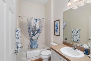 The Villages Courtyard Villa, Golf Cart, Private Yard, Prime Location