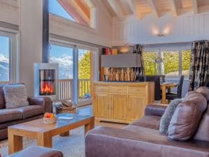 Chalet Chalet Roose by Interhome