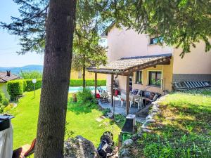 Apartment Ca`Sotselva by Interhome