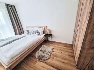Apartment Ski&Bike Siréna-4 by Interhome