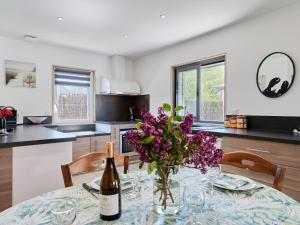 Maisons de vacances Holiday Home Chez Boubou by Interhome : photos des chambres