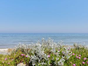 Maisons de vacances Holiday Home Chez Boubou by Interhome : photos des chambres