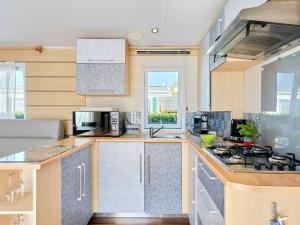 Holiday Home Super Octalia - camping 5 by Interhome