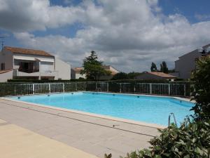 Appartements Apartment Moulin de la Brunette-5 by Interhome : photos des chambres