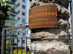 Apartment Parc Euzkadi-3 by Interhome