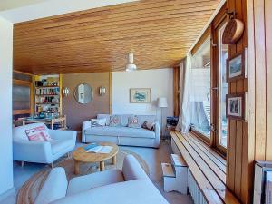 Apartment Résidence Les Tines by Interhome