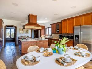 Villa Serena Marbella by Interhome