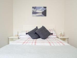 Chalet Lodge 4 by Interhome